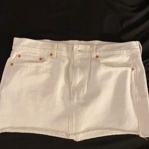 White Levi’s Skirt